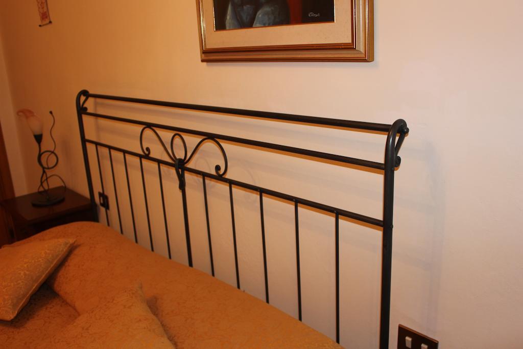 Apartament Il Vecchio Cipresso San Gimignano Pokój zdjęcie